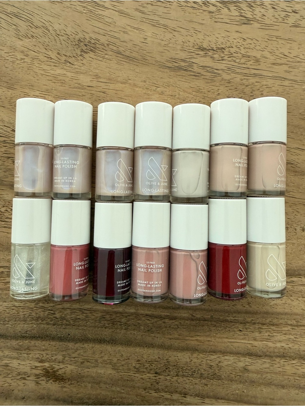 Olive & June Nude & Red Long-Lasting Press-On Nail Set
